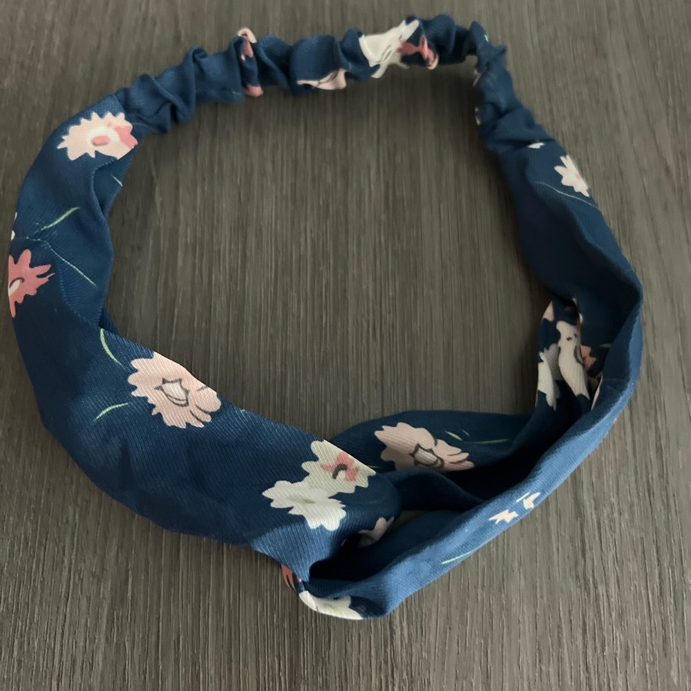 Headbands - Picture 4 of 5